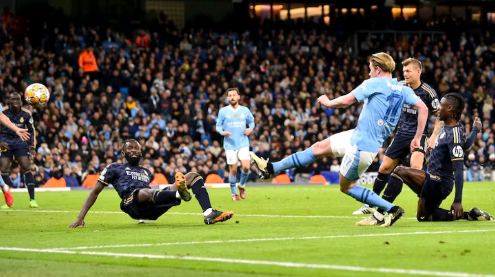 包含皇家马德里客场击败曼城,晋级欧冠四强的词条 包含皇家马德里客场击败曼城,晋级欧冠四强的词条