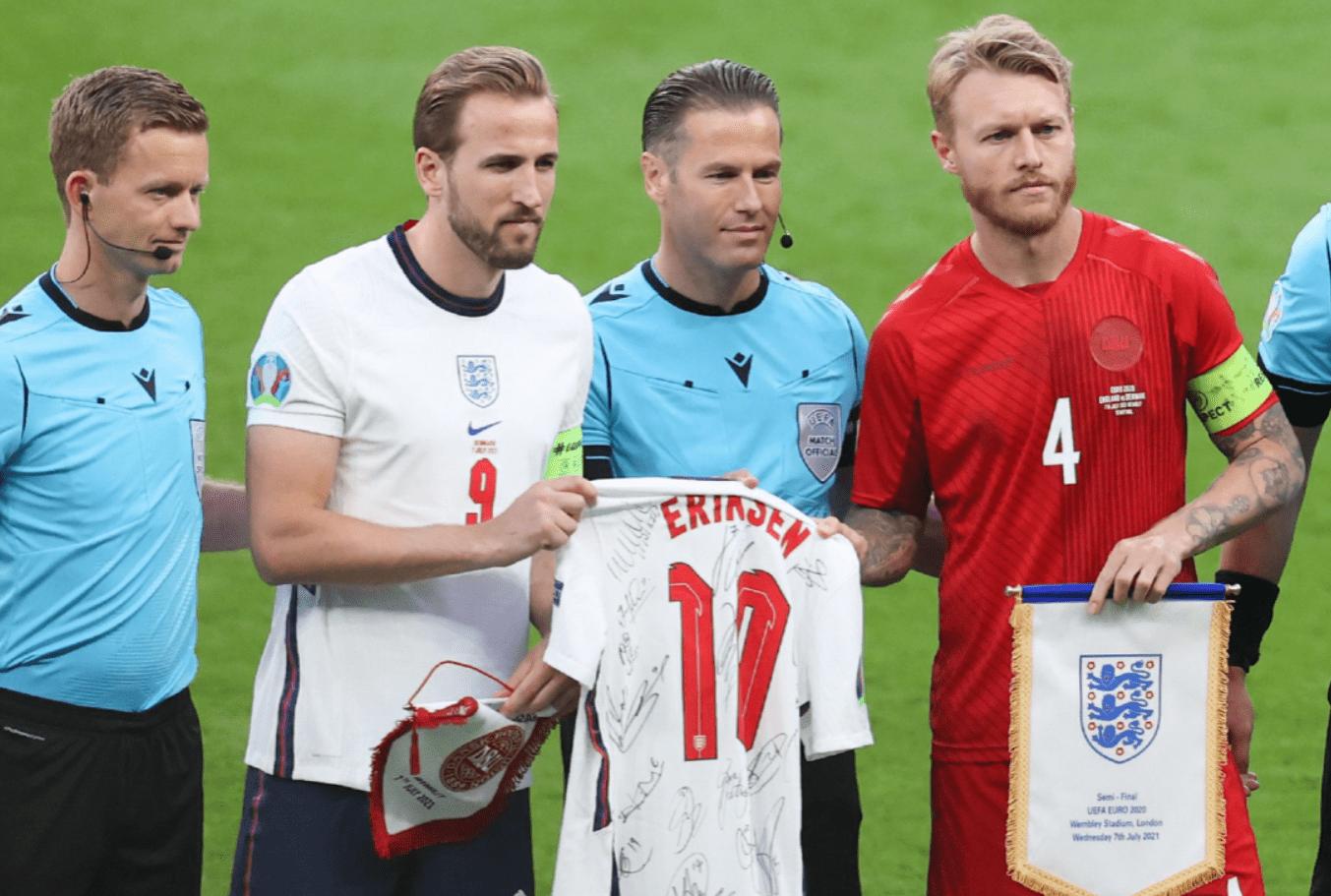 泰国羽毛球队血洗英格兰羽毛球队,马琳打破历史纪录的简单介绍 泰国羽毛球队血洗英格兰羽毛球队,马琳打破历史纪录的简单介绍