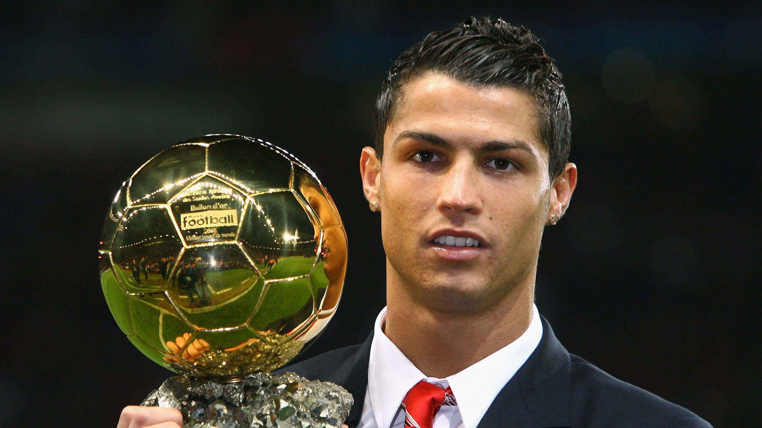 绿茵场上的奇迹，欧冠半决赛焦点战中的乌拉圭式绝杀